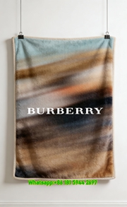 Burberry Minimalist Blur Flannel Sofa Throw Blanket B044